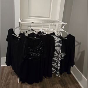 Black Short Sleeve Tops Size 2X.